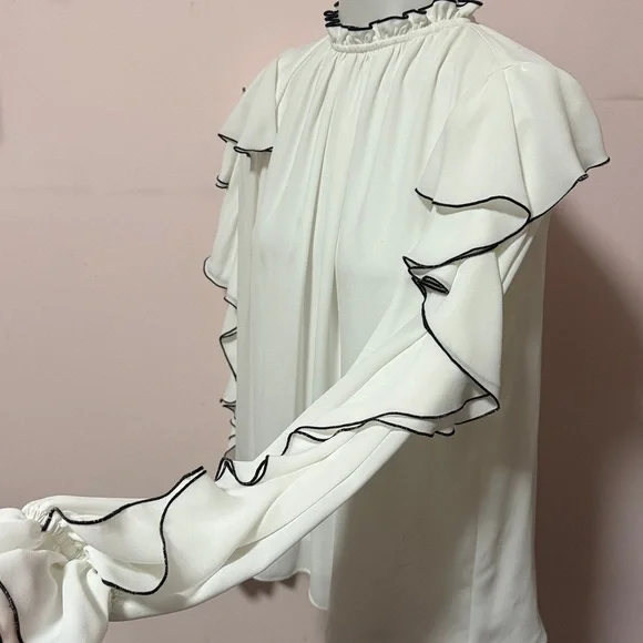 Elegant White Ruffle Blouse - Picture 4 of 5